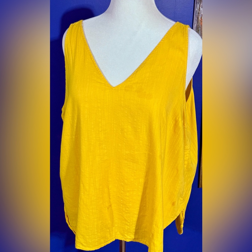 Old Navy Bright Yellow Tank Top Size-XL